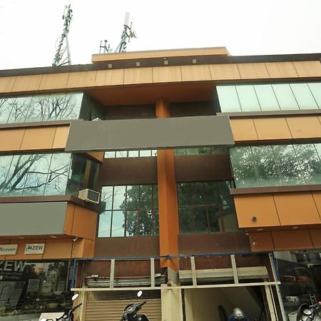 Hotel O Satyam Swagat Jawalapur Exteriör bild